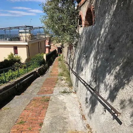 La Casetta Re-used * Bogliasco